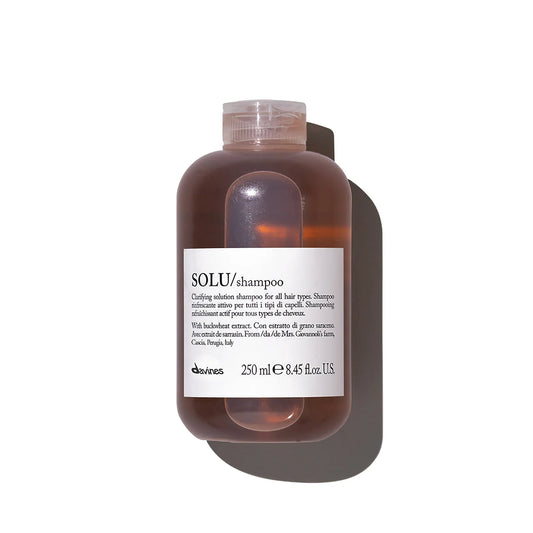 SOLU Cleansing Shampoo Removes Residue